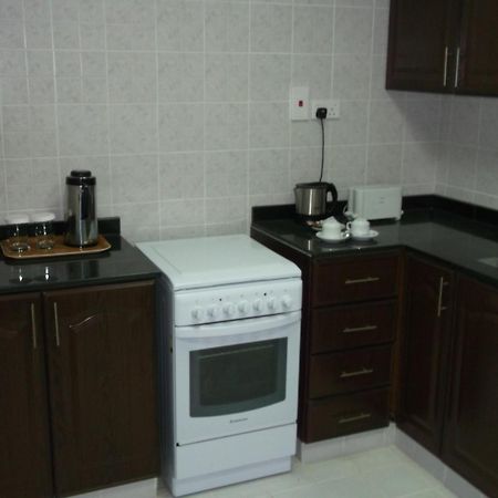 Reem Hotel Apartments Al Khuwayriyah Exterior photo