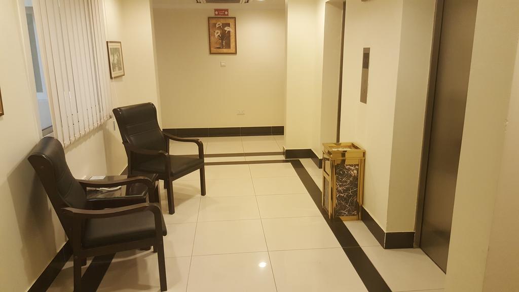 Reem Hotel Apartments Al Khuwayriyah Exterior photo
