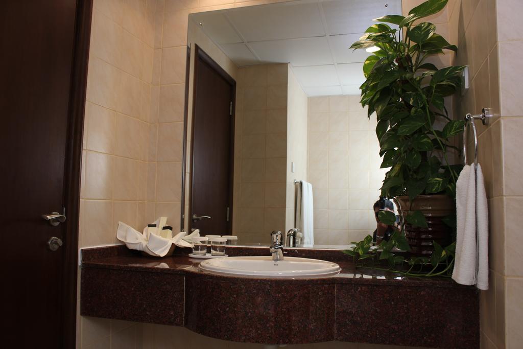 Reem Hotel Apartments Al Khuwayriyah Exterior photo