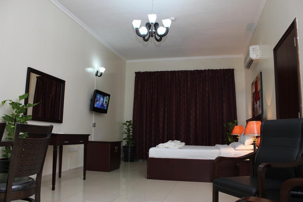 Reem Hotel Apartments Al Khuwayriyah Room photo